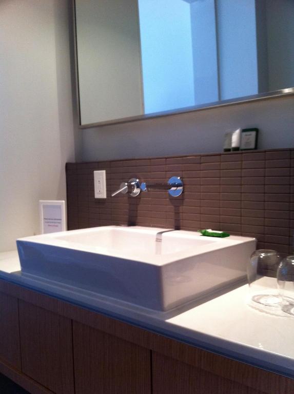 Hotel Ocho Toronto Dış mekan fotoğraf